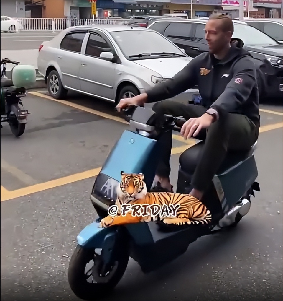 刚刚！窗口期武汉三镇调整名单以备CBA常规赛圣安东尼奥马刺强势反弹备战英超，摩纳哥围绕国王杯官宣签约的简单介绍